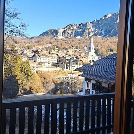 Comodo E Luminoso, Splendida Vista Su Cortina * Cortina d'Ampezzo