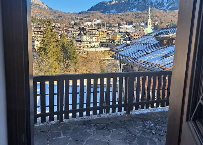 Comodo E Luminoso, Splendida Vista Su Cortina Cortina dʼAmpezzo